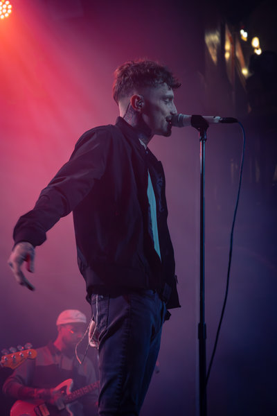 Live music performance in cinematic stage light