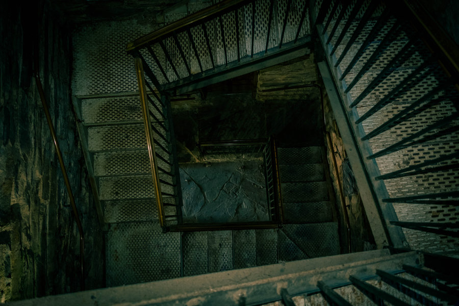 Detail, event, and atmosphere shot