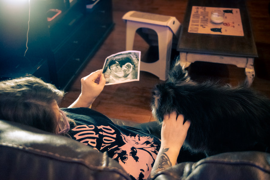 Soft, painterly maternity portrait
